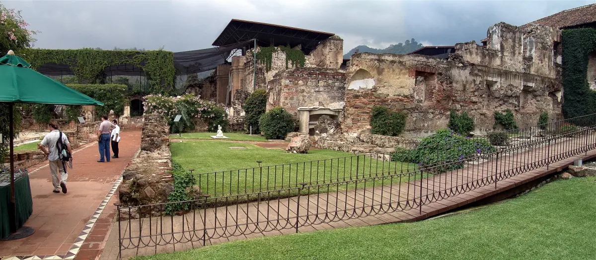 The ruins of the Santo Domingo monastery